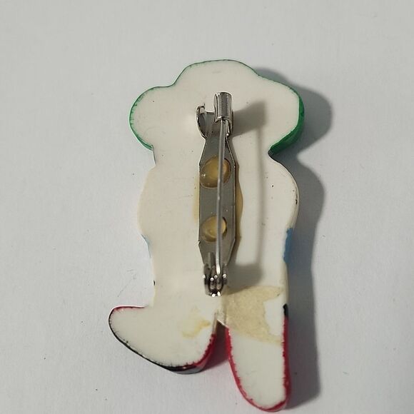 Cowboy Cat Brooch with Red Boots and Green Hat - Picture 3 of 3